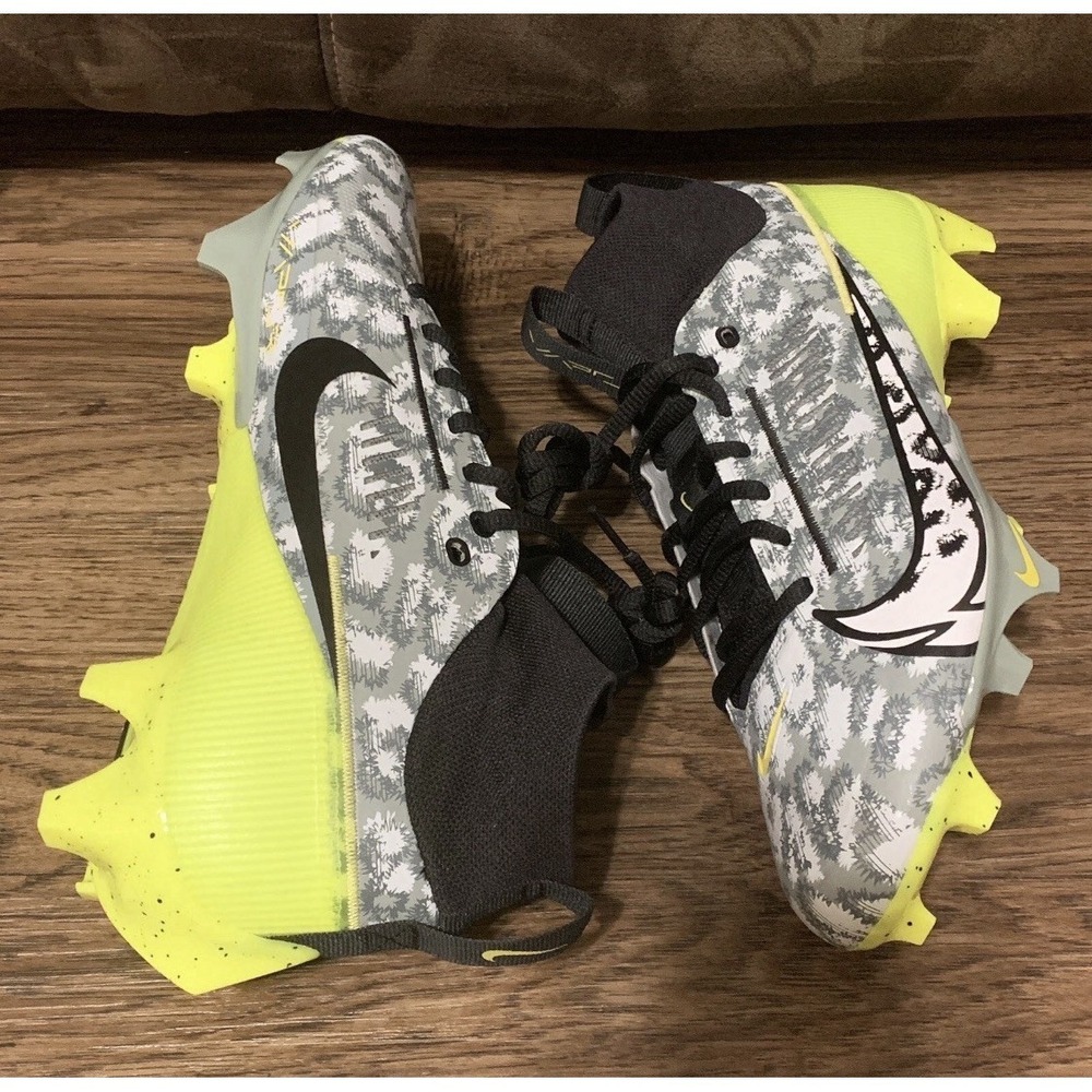 Nike Vapor Edge Pro 360 2 Volt Black Football Cleats Men's Size 16 FB8443-703